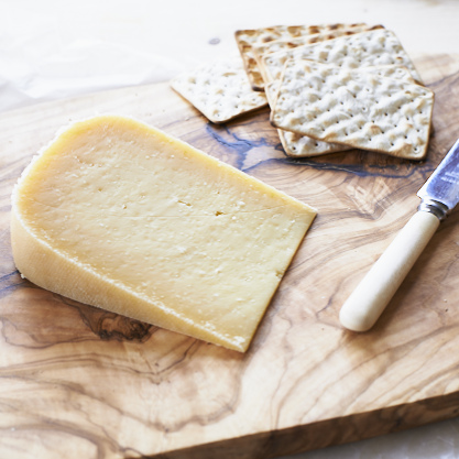 Old winchester cheese picture