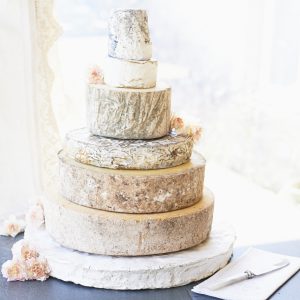 Ruby cheese wedding cake